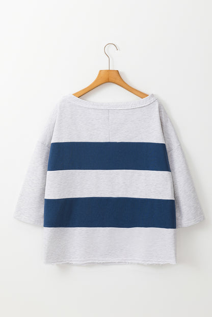 Segelblaues Sweatshirt mit Farbblock-Streifen und Patchwork-Rohnähten