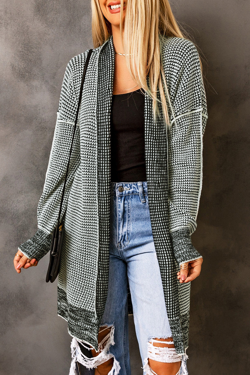 Grau karierte, lange Strickjacke mit offener Vorderseite