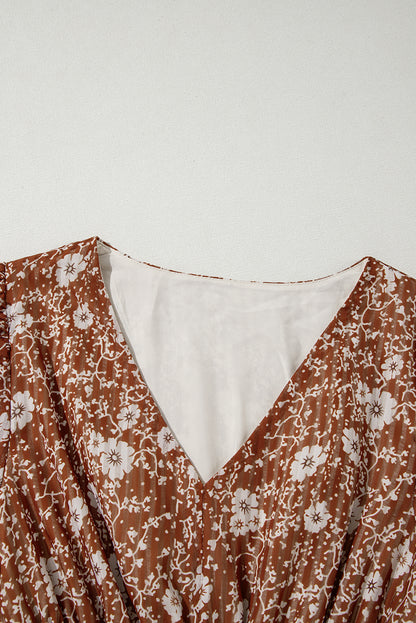 Braunes Boho-Minikleid mit Blumenmuster, Rüschen und Puffärmeln sowie V-Ausschnitt