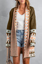 Braune Strickjacke mit offenem Vorderteil und Aztekenmuster
