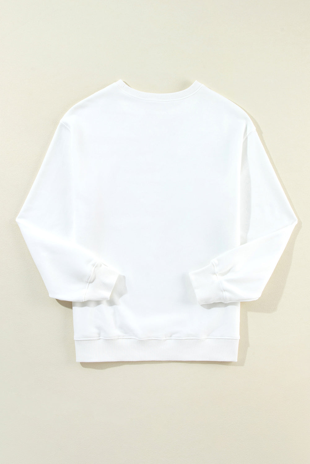 Weißes, lockeres Sweatshirt mit überschnittener Schulter und amerikanischer Flagge