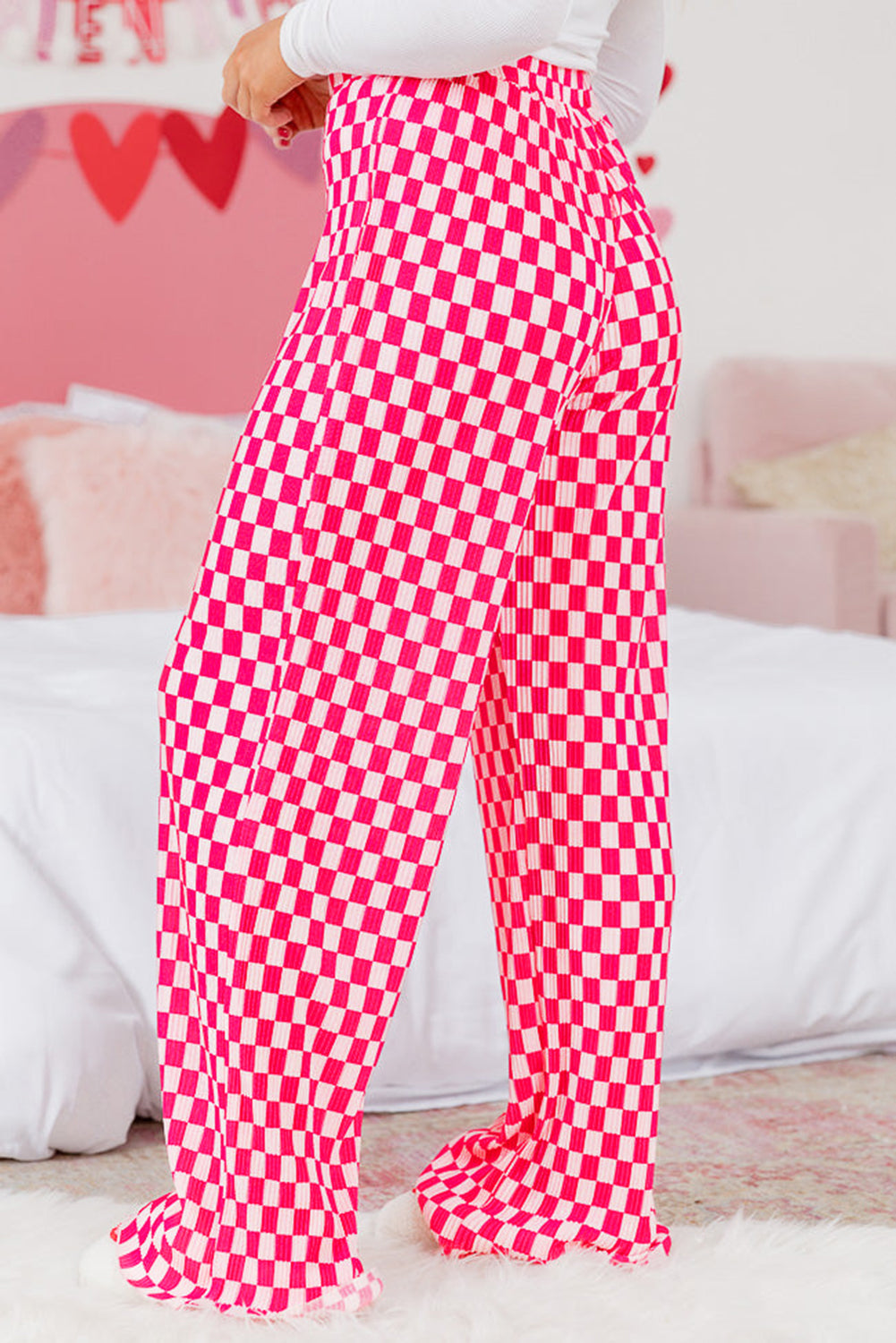 Rosa Pyjama-Set mit kariertem Hemd mit Knöpfen und hoch taillierter Hose