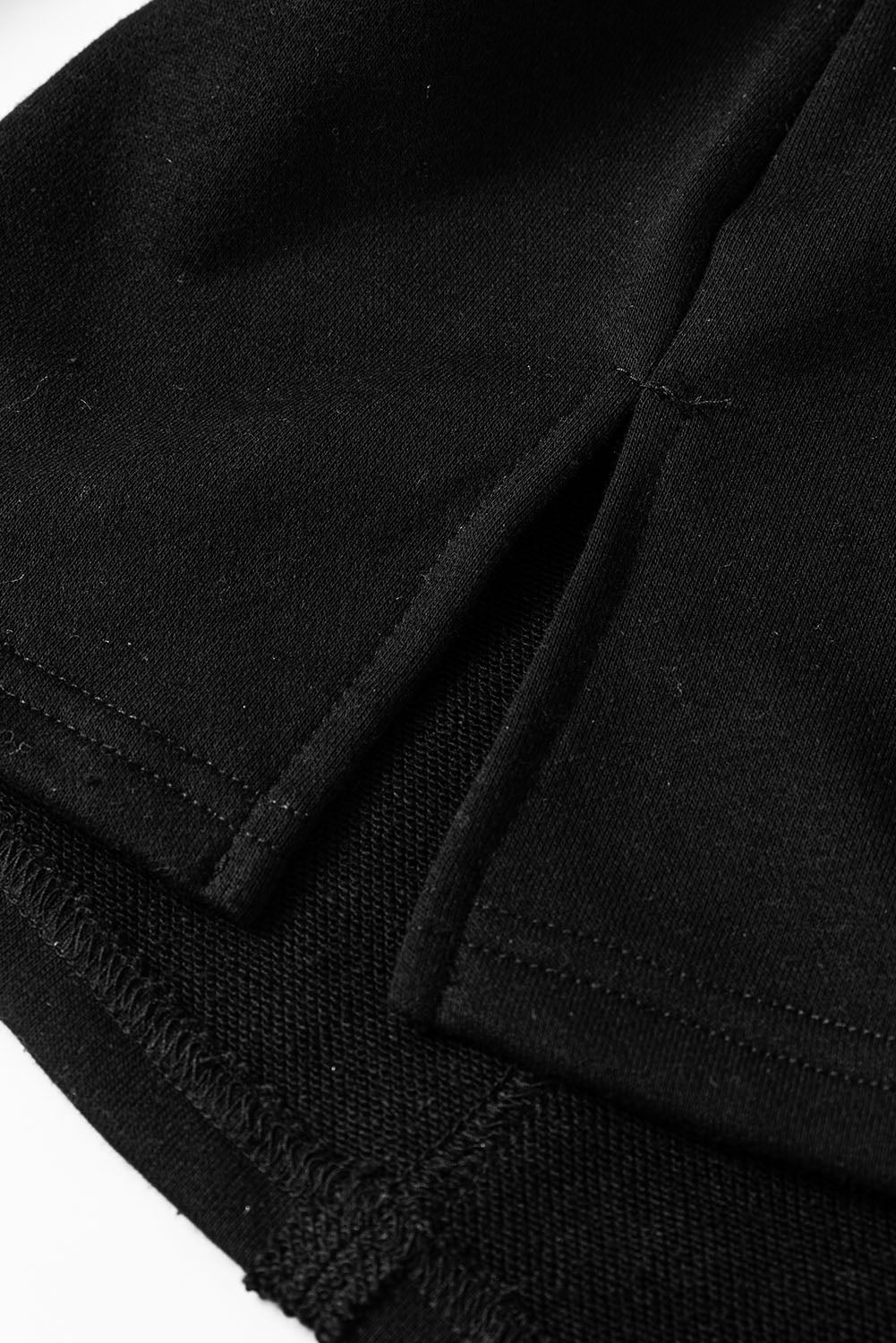 Schwarzes Sweatshirt mit gestreiftem Colorblock-Patchwork-Kragen