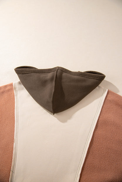 Brauner Hoodie mit sichtbaren Nähten und Farbblockdesign in Übergröße