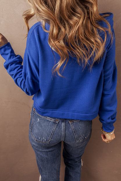 Dunkelblauer, einfarbiger, kurzer Hoodie mit überschnittener Schulterpartie und Kordelzug