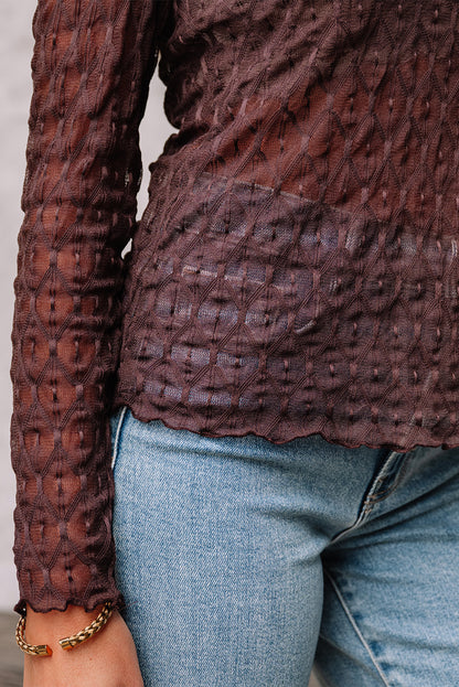 Kaffeebraunes, schmales Langarm-Top mit transparentem Netzstoff und gemustertem Saum