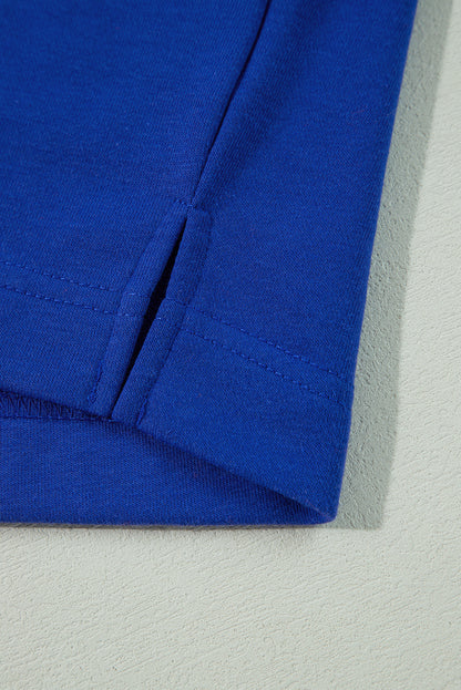Dunkelblauer, einfarbiger, kurzer Hoodie mit überschnittener Schulterpartie und Kordelzug