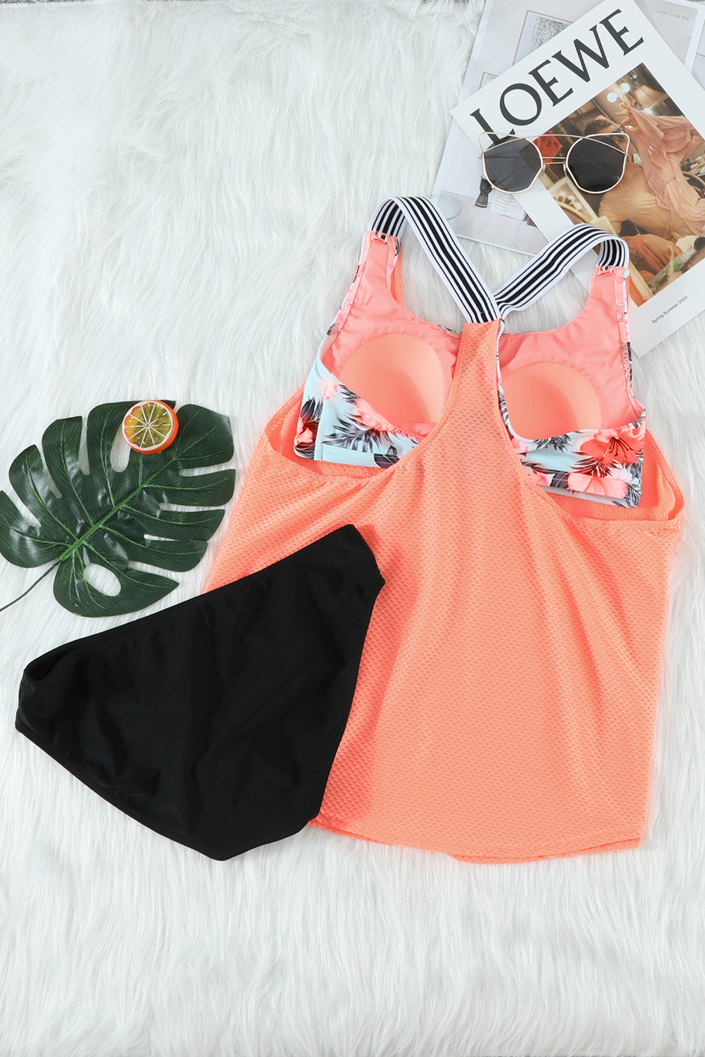 Orangefarbener bedruckter Racerback-Tankini mit Spleißmuster