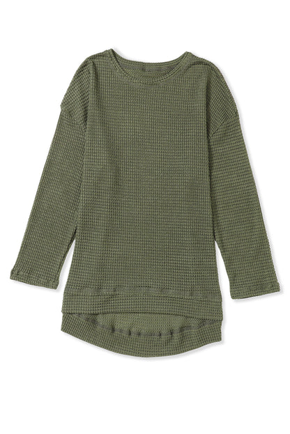 Grünes Oversize-Oberteil mit hohen Schlitzen und Waffelstrick