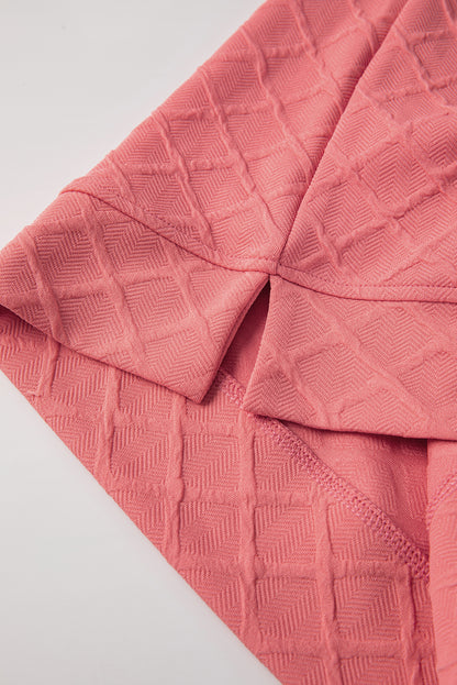 Lässiges kariertes T-Shirt mit Struktur und Shorts mit Kordelzug