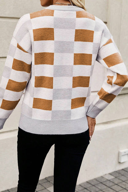 Khakifarbener Pullover mit Karomuster und geripptem Rand, Rundhalsausschnitt und überschnittenen Schultern