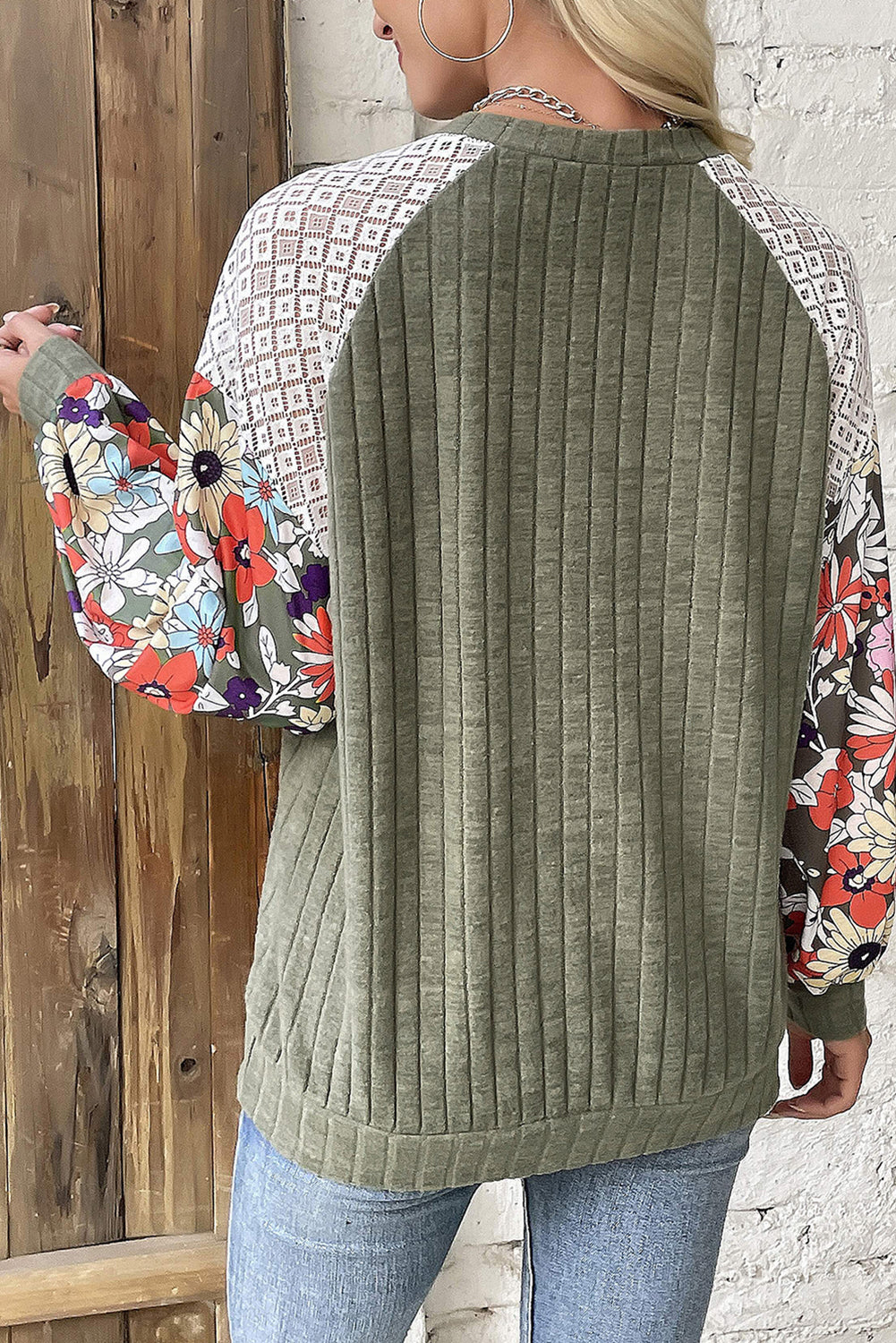Laurel Green – Langärmlige, gerippte Bluse mit Blumen-Patchwork