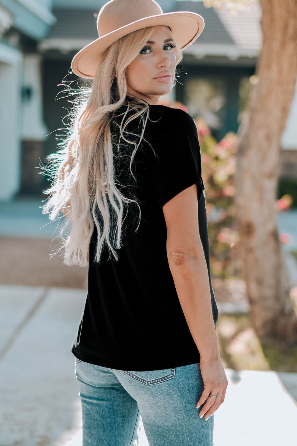 Schwarzes MAMA Chenille-T-Shirt mit Grafik