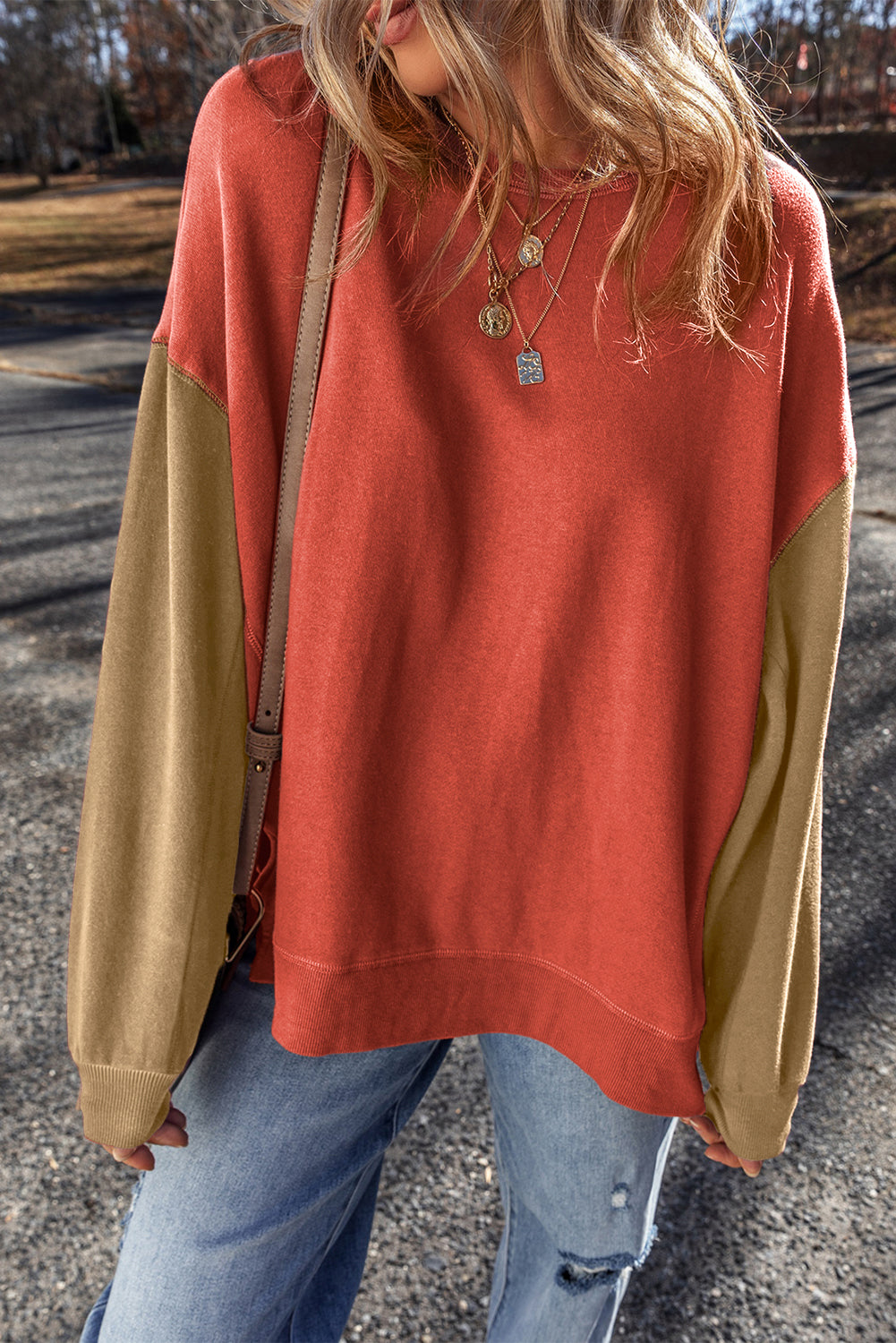 Gold Flame Zweifarbiges Patchwork-Pullover-Sweatshirt mit überschnittener Schulter