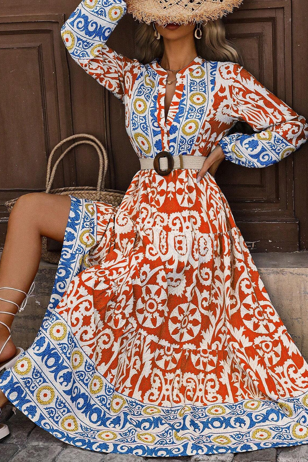 Oranges Boho-Maxikleid mit geometrischem Print und langen Ärmeln