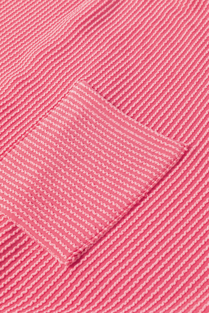 Peach Blossom – Geripptes, strukturiertes Langarm-T-Shirt in Übergröße