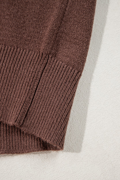 Kaffeefarbener Westernpullover mit Howdy Boot-Grafik und hohem Kragen