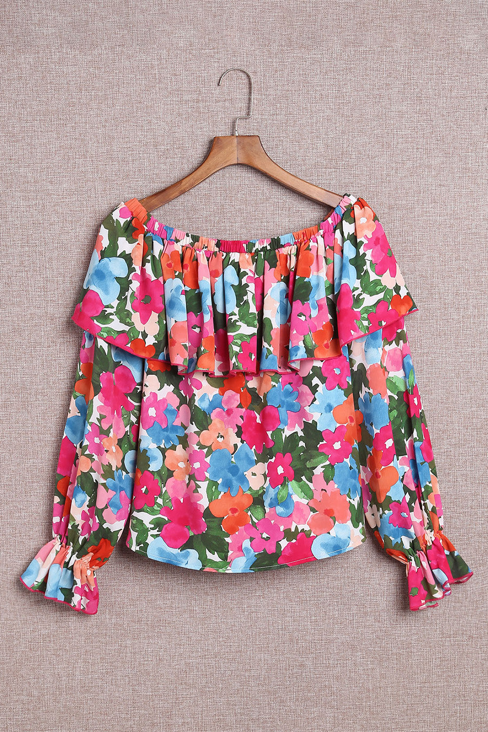 Schulterfreie Bluse mit Blumenmuster und Rüschen