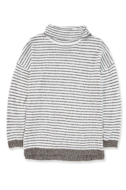 Khakifarbener, gestreifter Rollkragenpullover