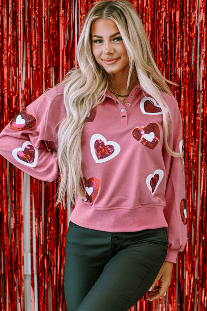 Rosa Sweatshirt mit Pailletten und Herz-Druckknöpfen in Mineralwaschung und Kragen