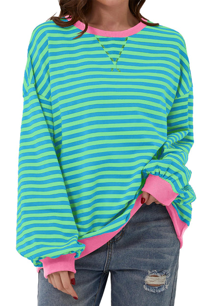 Übergroßes Pullover-Sweatshirt mit himmelblauen Streifen und Kontrastbesatz