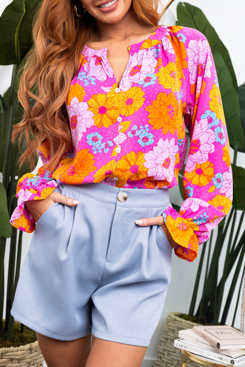 Bluse mit Volantärmeln und Reverskragen und Rosen-Blumendruck