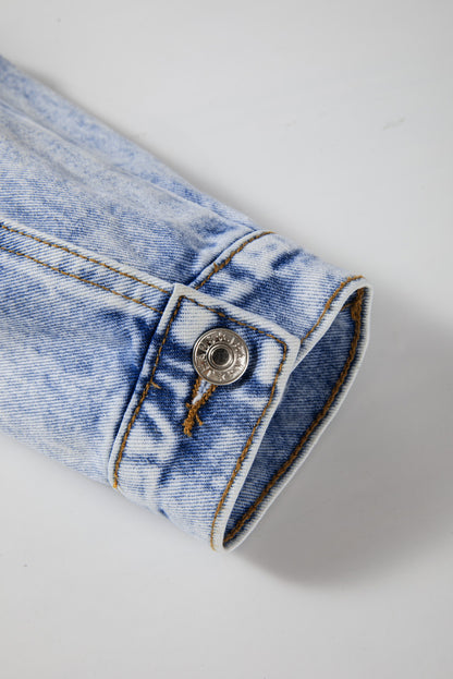 Beau Blue – Jeansjacke mit verwaschenen Pattentaschen im Vintage-Stil