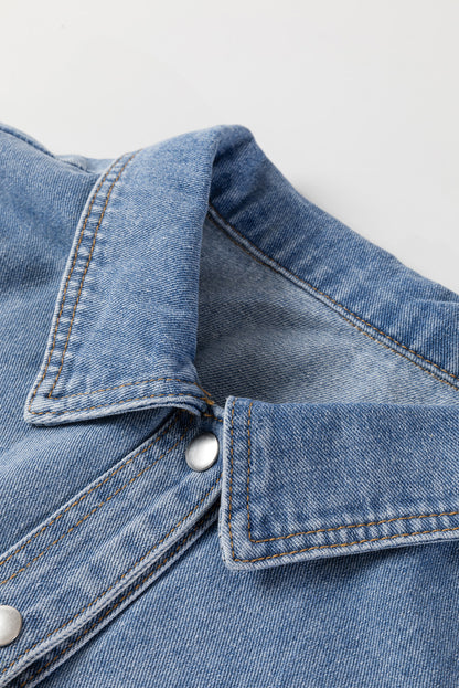 Beau Blue – Jeansjacke mit Leopardenmuster und Patchwork-Klappendetail in Übergröße