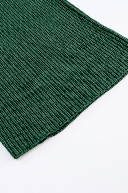 Grünes Set aus Strickpullover mit V-Ausschnitt und Freizeithose