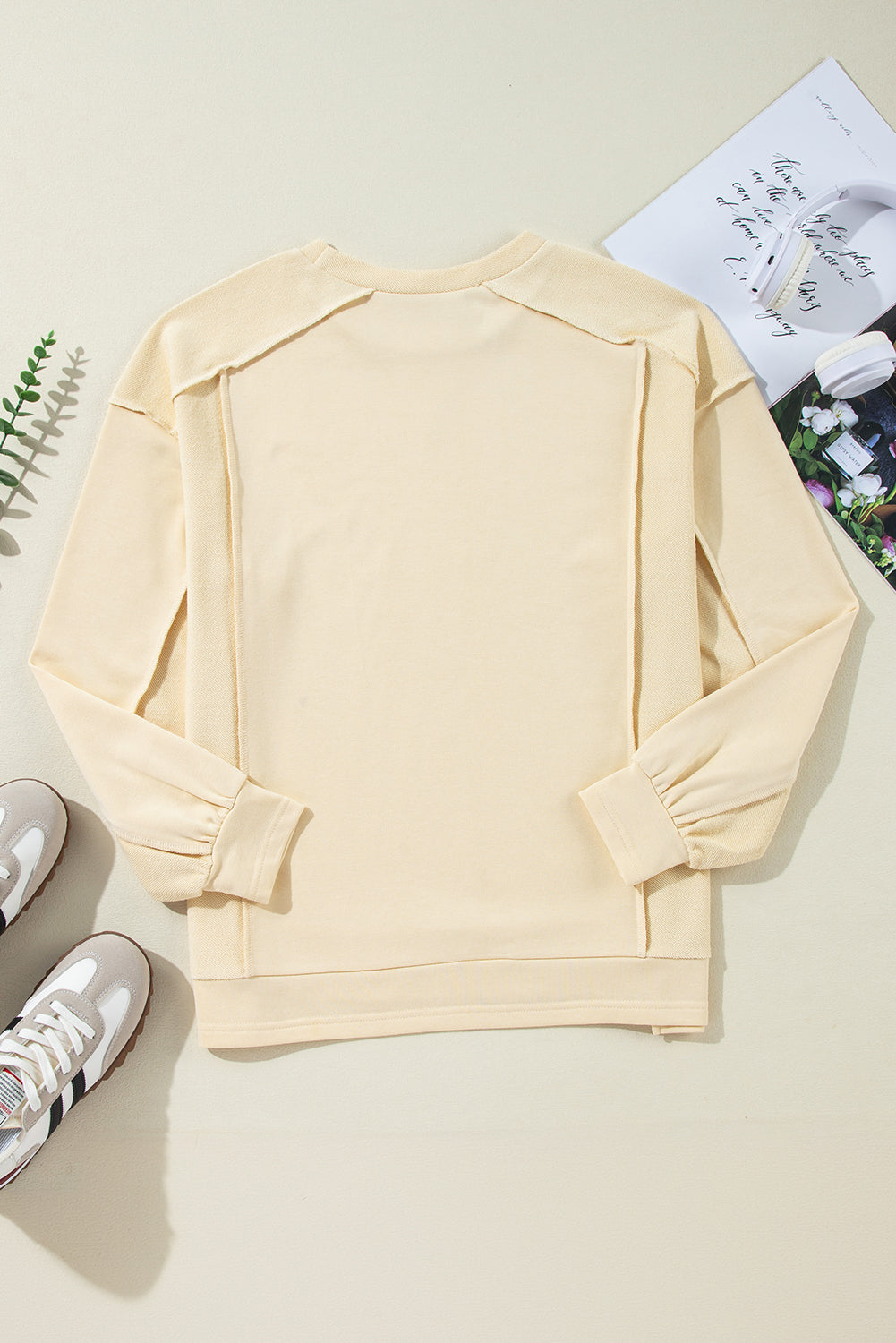 Beiges Pullover-Sweatshirt mit Rundhalsausschnitt