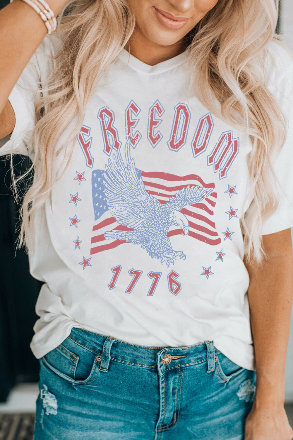 Weißes FREEDOM Adler Flaggendruck 1776 Grafik T-Shirt