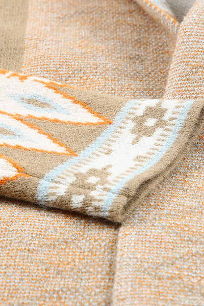 Khakifarbene Strickjacke mit Aztekenmuster und offener Vorderseite