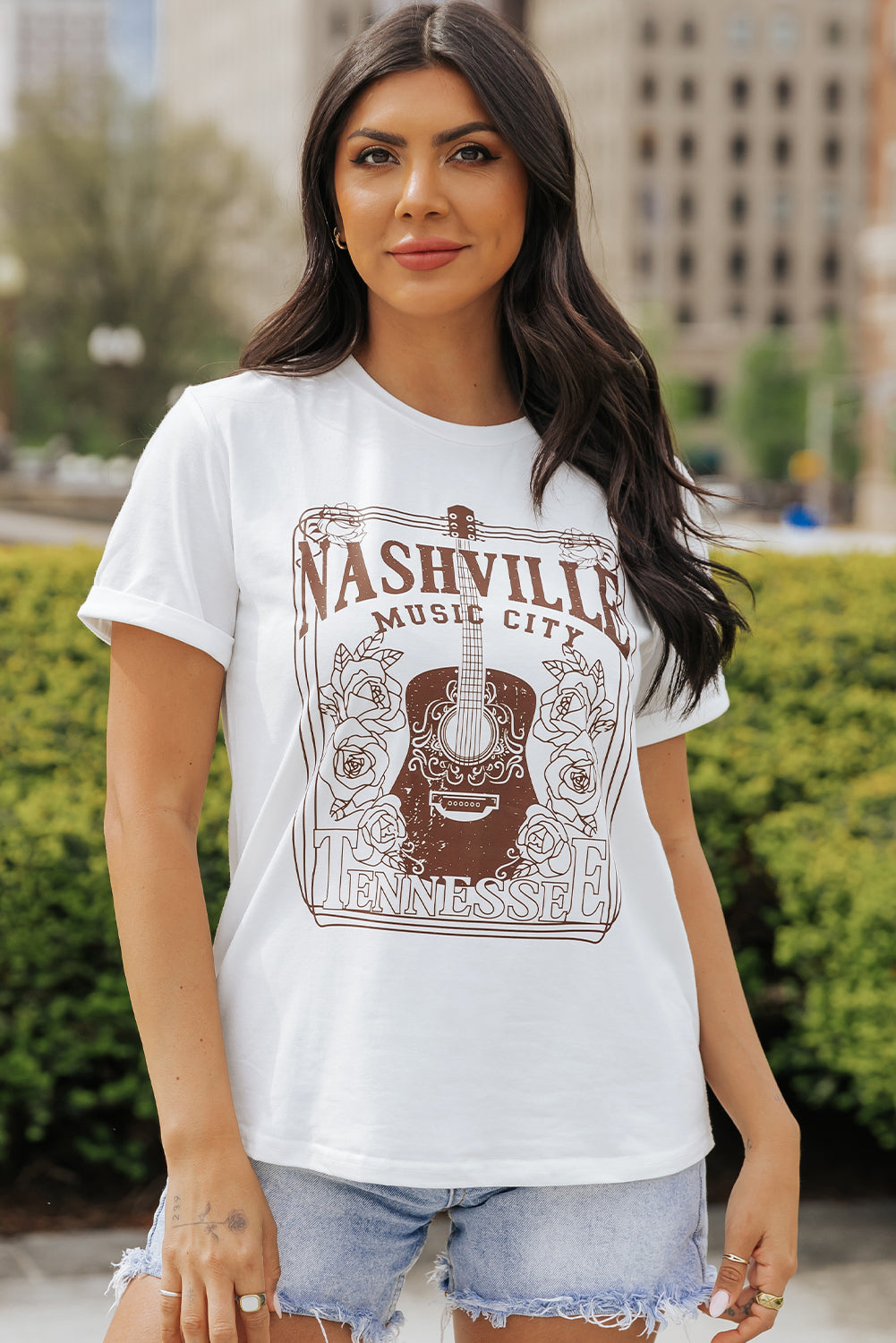 Weißes T-Shirt mit Rundhalsausschnitt und Grafik „NASHVILLE MUSIC CITY“