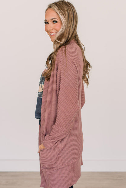 Mineralrote, einfarbige Strickjacke mit Waffelstrick und Tasche