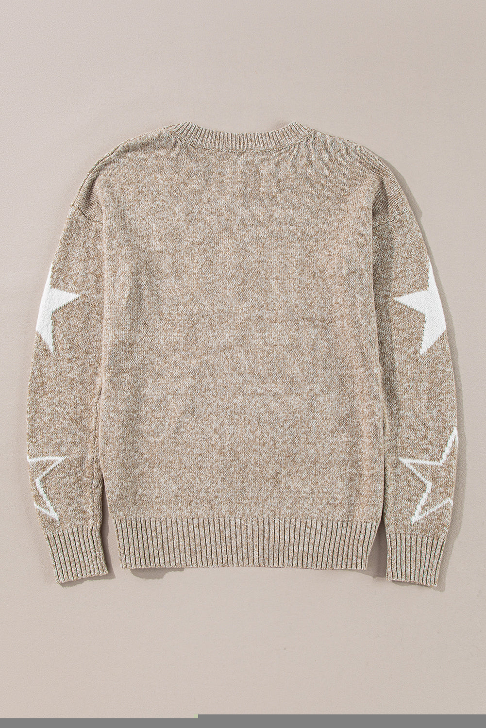 Khakifarbener Pullover mit überschnittener Schulter und Sternmuster