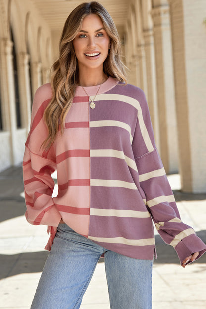 Oversize-Pullover mit rosa Streifen und Colorblock
