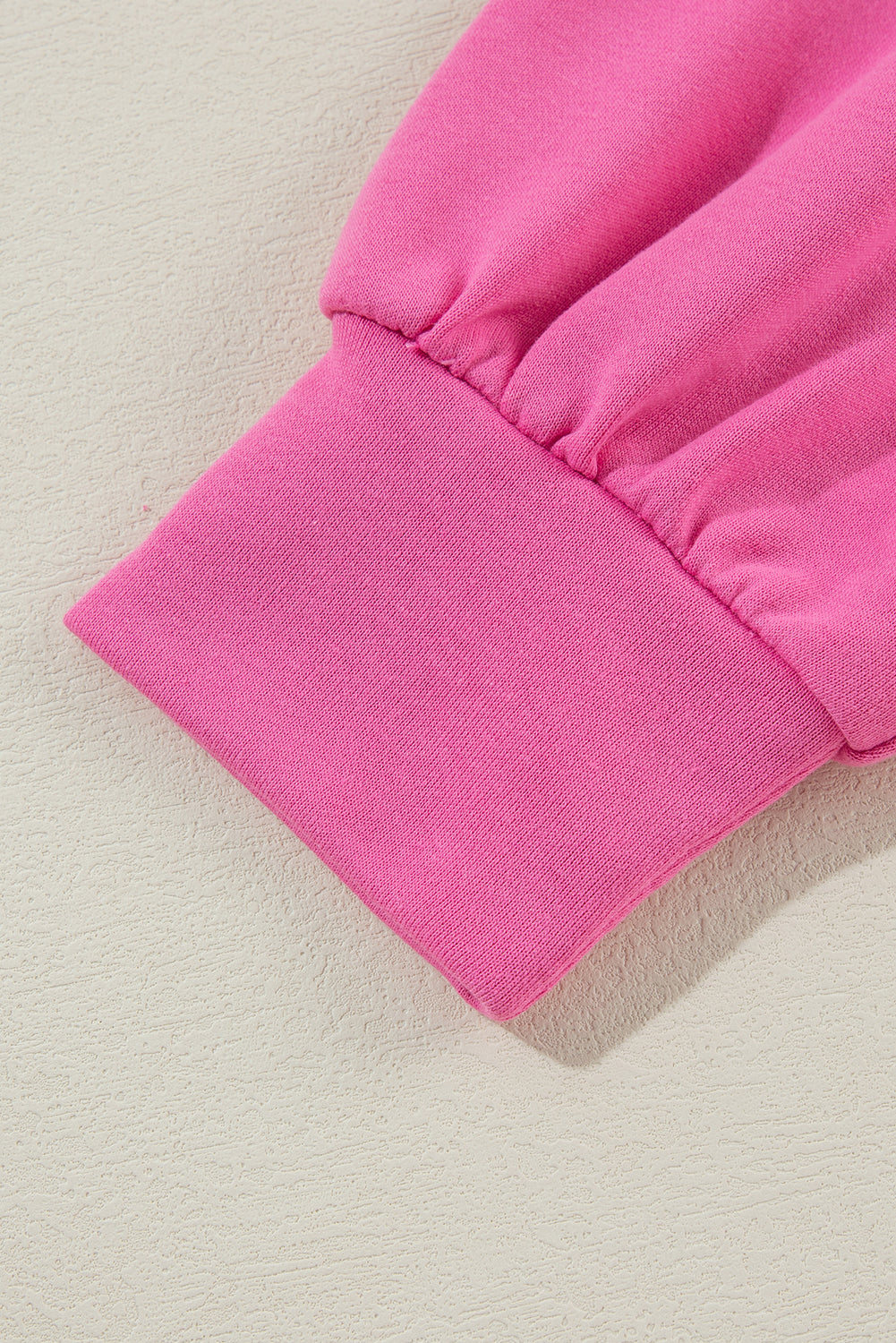Bonbon Set mit kontrastierendem Patchwork-Pullover und Jogginghose mit Kordelzug
