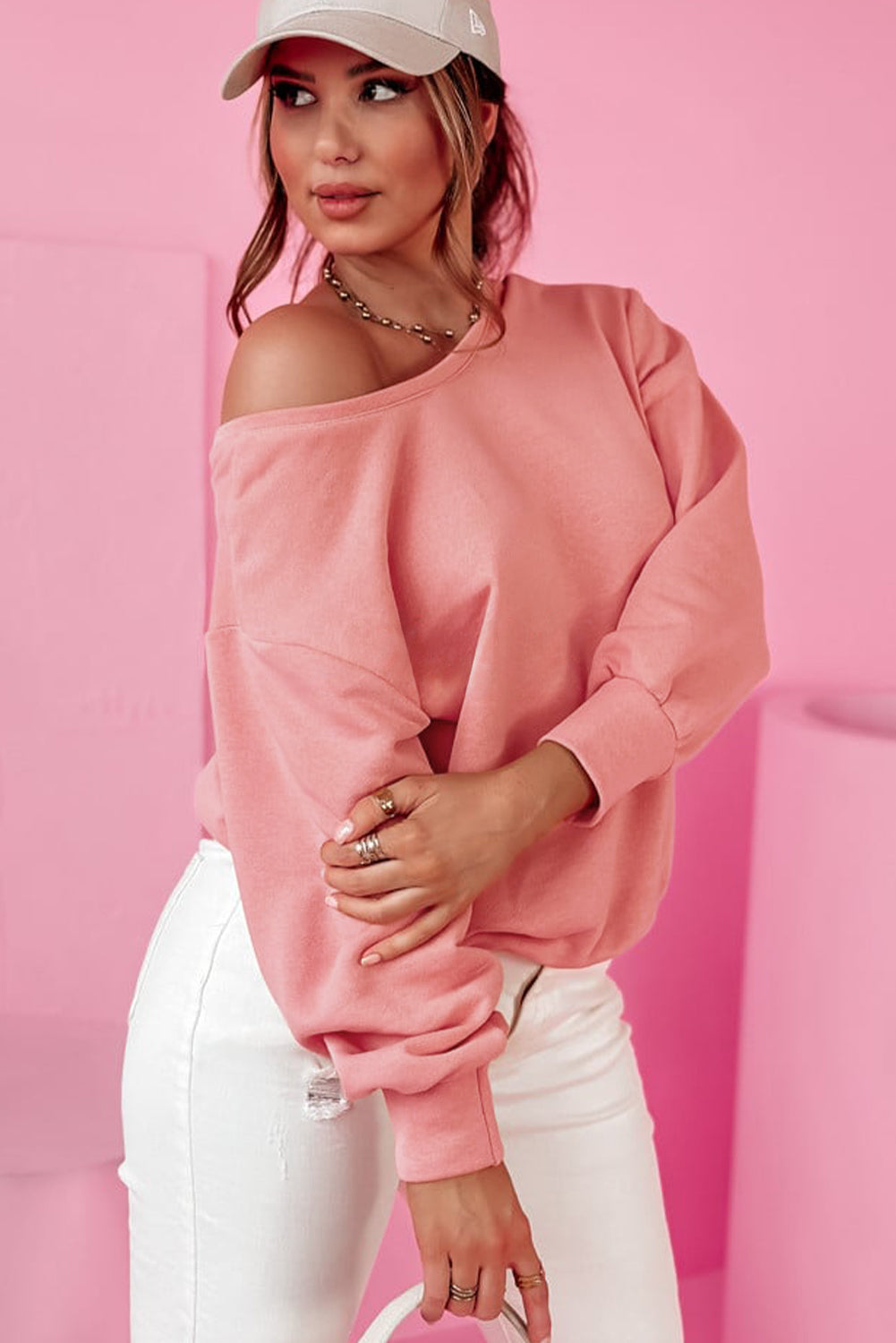 Hellbraunes Sweatshirt mit Rundhalsausschnitt und Schleife