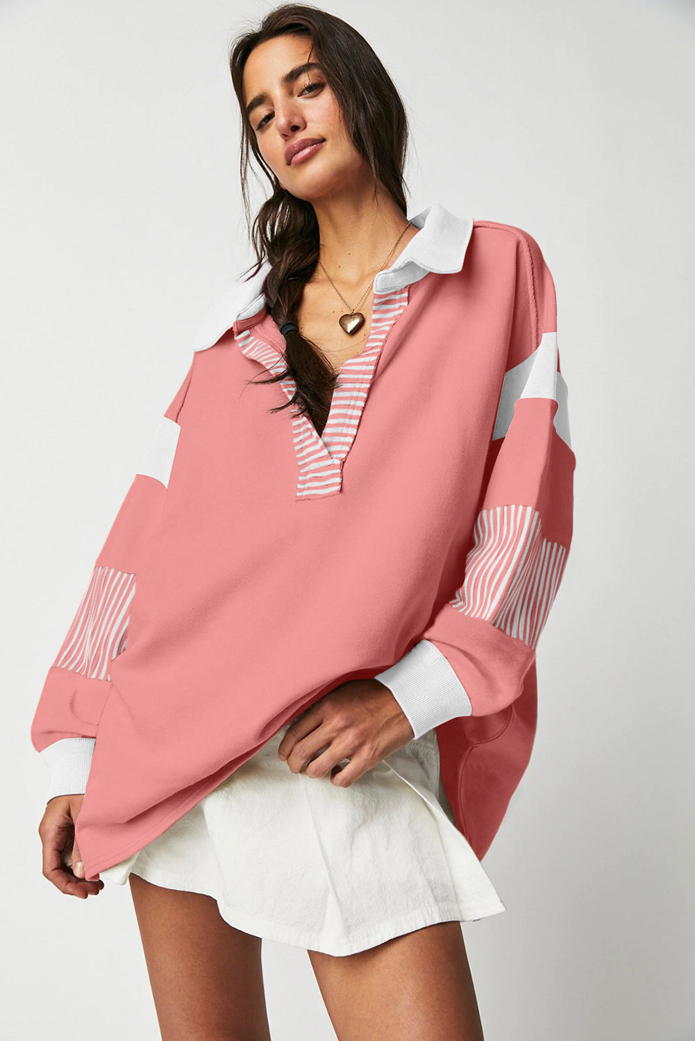 Lässiges gestreiftes Sweatshirt mit Colorblock-Patchwork-Kragen