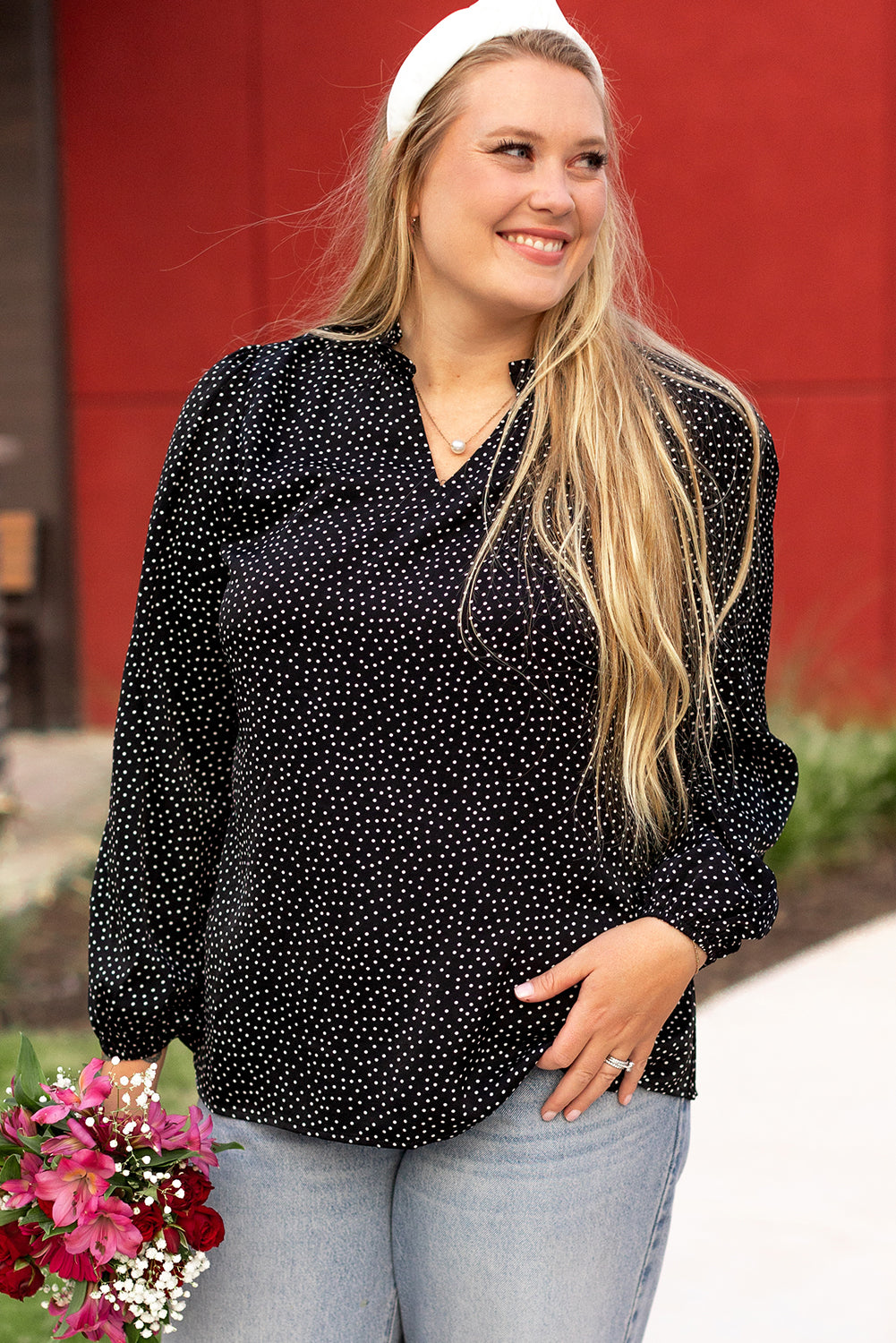 Schwarze Bluse mit V-Ausschnitt und Leopardenmuster in Übergröße