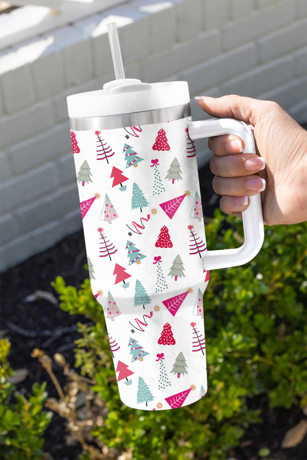 Weißer Thermobecher mit Cartoon-Weihnachtsbaum-Aufdruck, 1,2 l