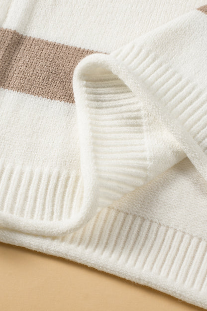 Khakifarbenes, gestreiftes, leicht gestricktes Oberteil mit kurzen Ärmeln
