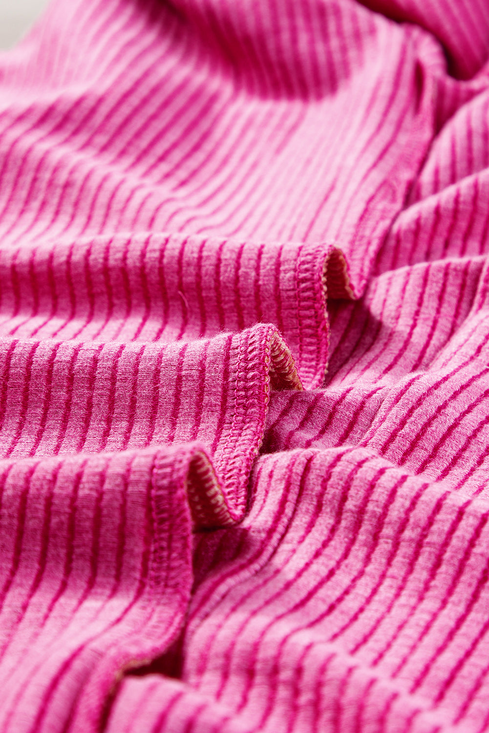 Rosarotes strukturiertes Colorblock-T-Shirt mit Rundhalsausschnitt