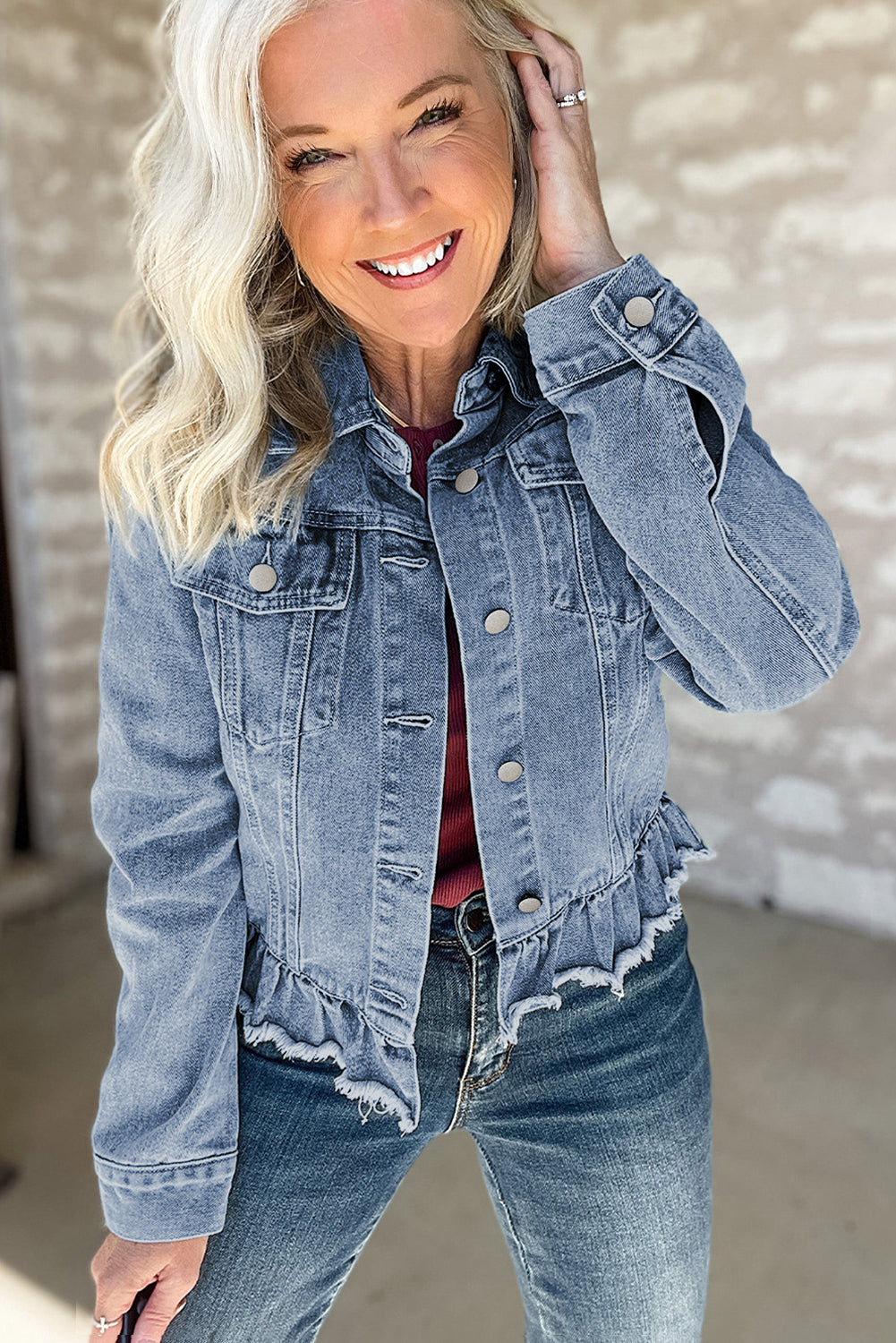 Beau Blue – Jeansjacke mit Rüschen und Klapptaschen