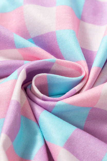 Lilafarbenes Pyjama-Set mit kurzärmligem Karomuster