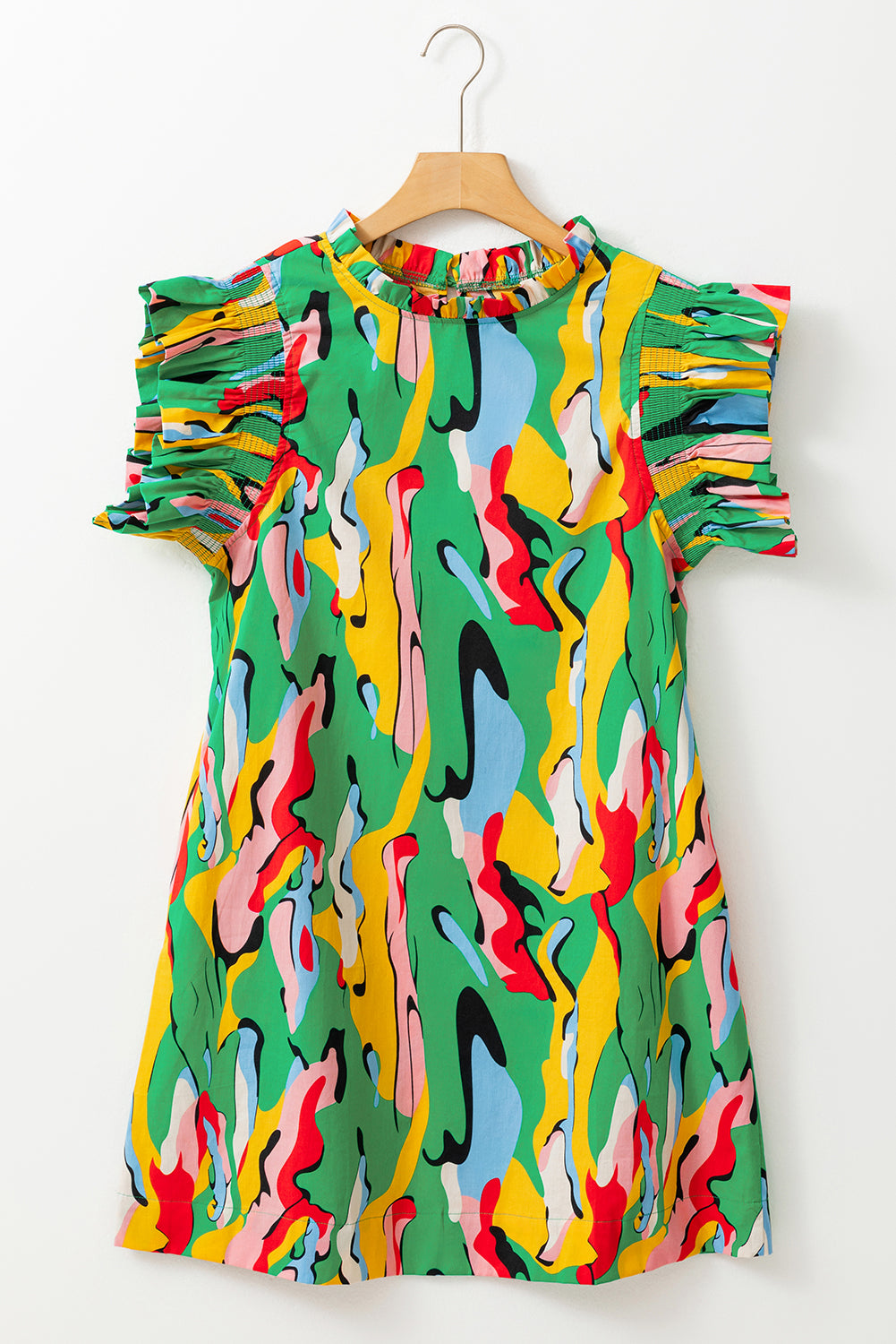Grünes Minikleid mit abstraktem Print, Rüschenkragen und Rüschenärmeln