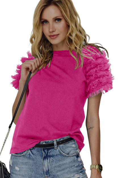 Kurzärmliges T-Shirt mit Rüschen und Netzstoff in Rosa