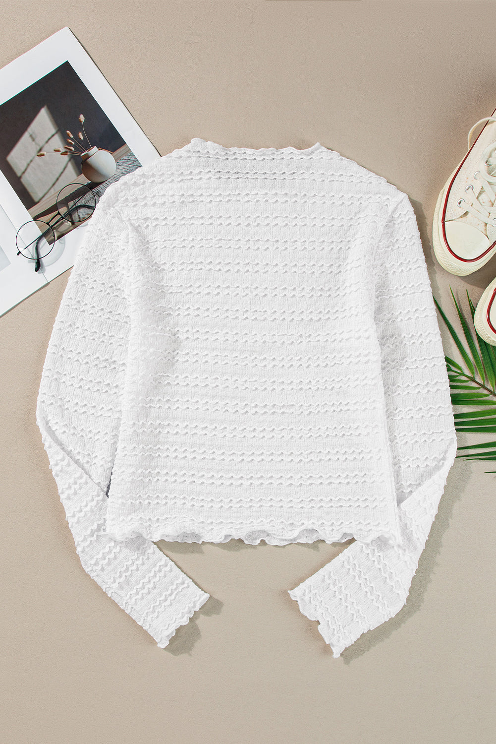 Weißes, schmal geschnittenes Jacquard-Strickoberteil