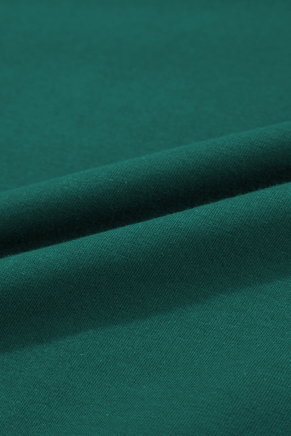 Evergreen 2-teiliges Set mit T-Shirt und Rock mit überschnittener Schulter und Farbblockdesign