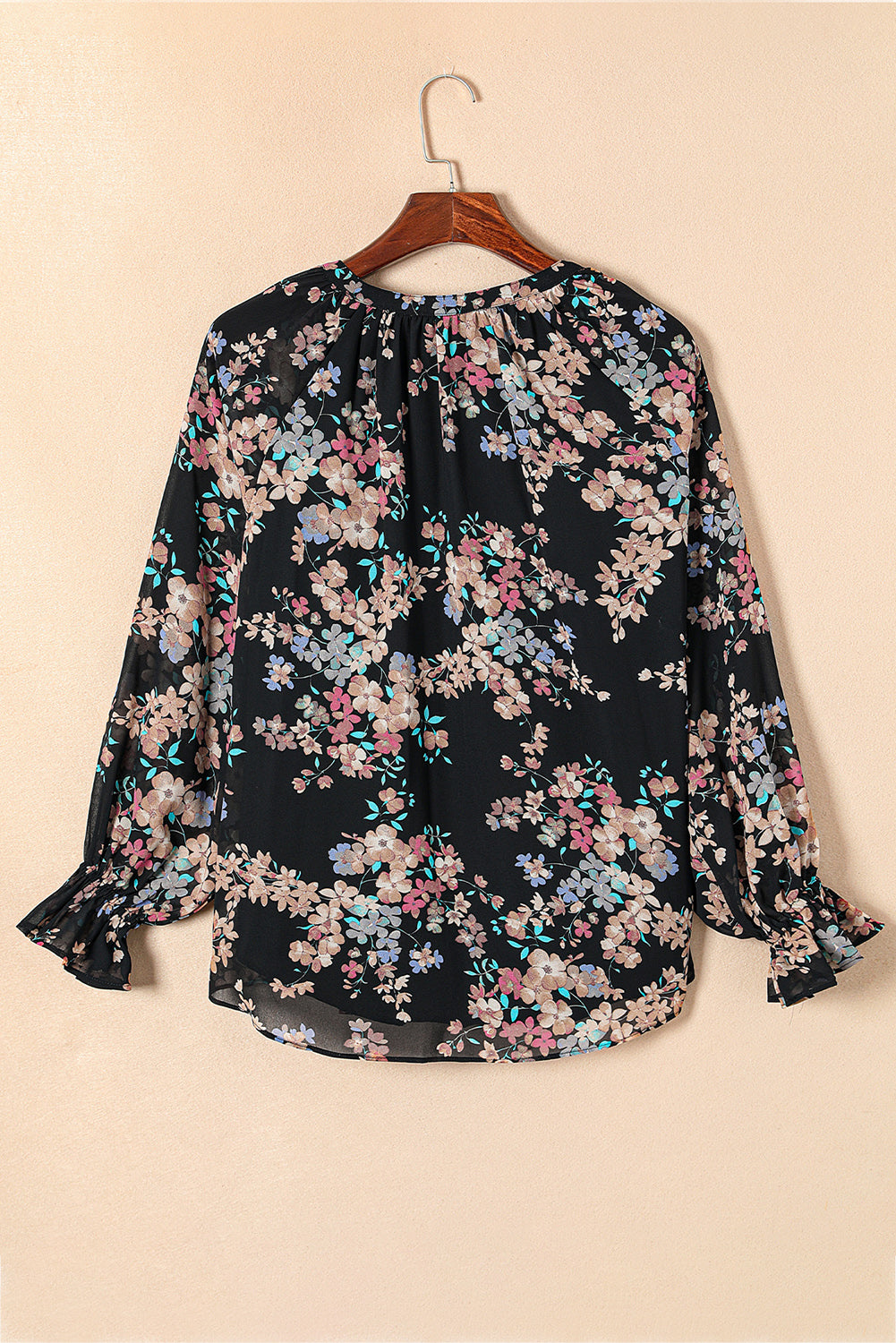 Schwarze Chiffonbluse mit Wildblumen-Print